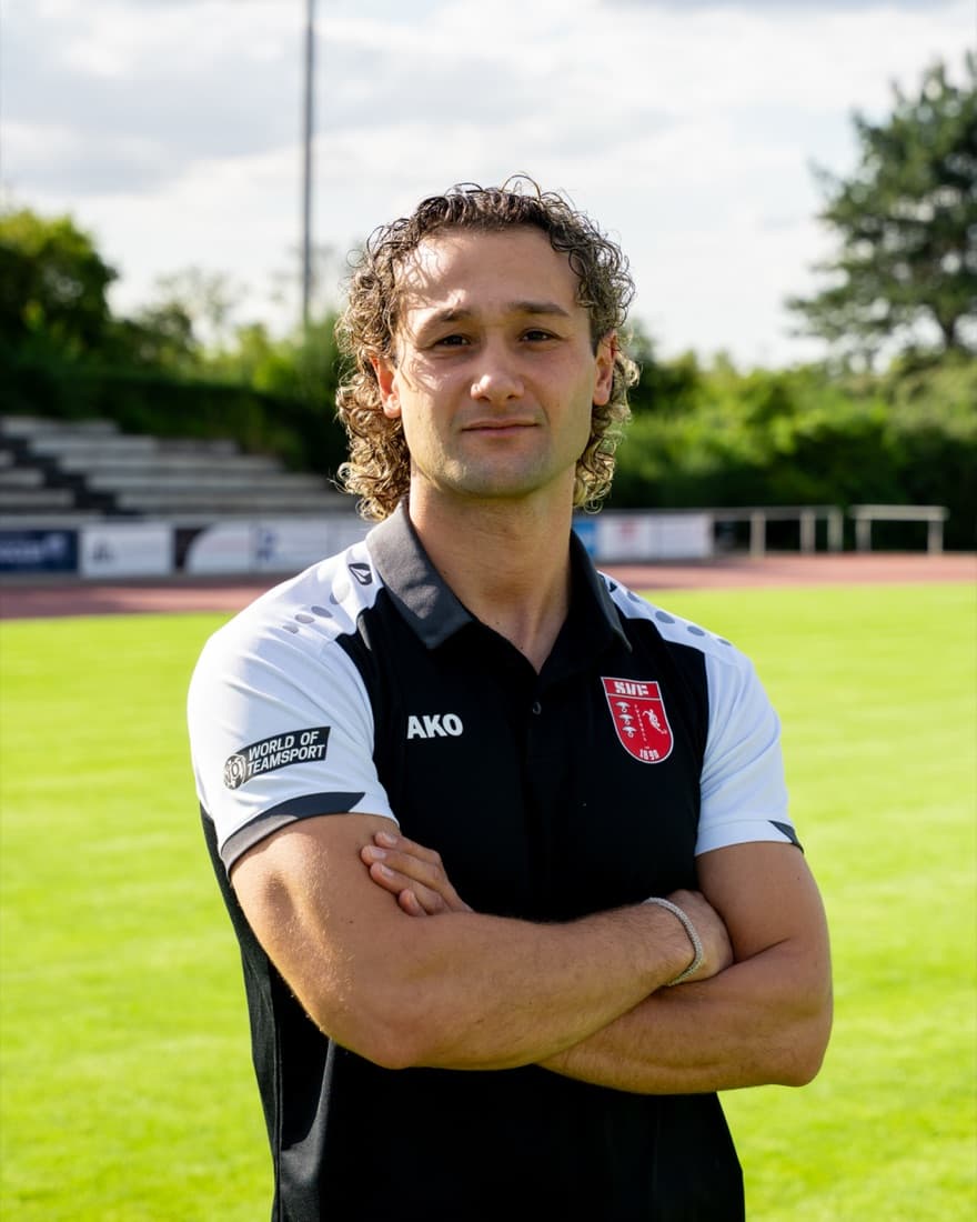 Emre Demirhan